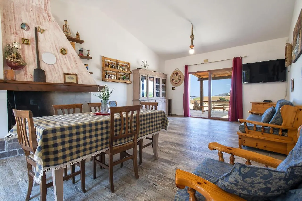 Appartamento Panoramico Isola Rossa Olaszország